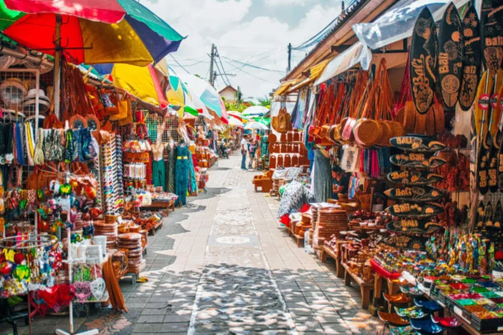 Seminyak market